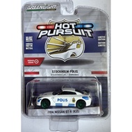 Greenlight 1/64 Hot Pursuit Series 40-2014 Nissan GT-R (R35) Chase Car (Green Wheels) 42980-D