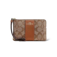 กระเป๋าคล้องมือ COACH CORNER ZIP WRISTLET [CS602IME74]