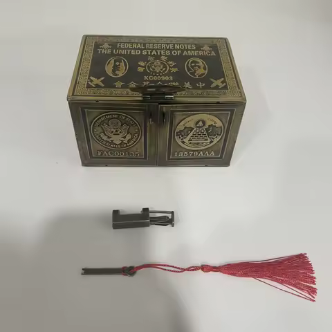 American and Chinese Decorative ornament models of Sun Yat-sen related gold gun sets decorated
