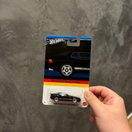 Hotwheels Porsche 2024 Series 1989 Porsche 944 Turbo