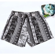 Shorts - 2 Hands (Size L)