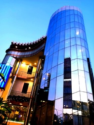 Hotel Airport Plaza.