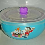 aaL皮商旋.(企業寶寶公仔娃娃)全新2014年日本製Doraemon哆啦A夢-大雄造型陶瓷碗!--附塑膠蓋!