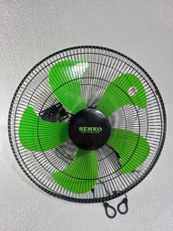 quạt treo tường Senko TC1886