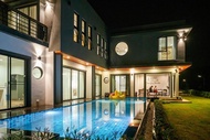 ชาช่า ไทม์ พูล วิลล่า เขาใหญ่ (Chacha Tyme Pool Villa Khaoyai)