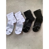 BOMBAS sports socks