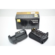 Original Nikon MBD15 Battery Grip for D7100 & D7200