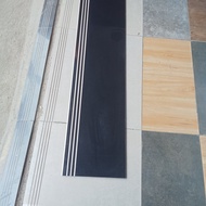 Granit anak tangga pure black 30x120/20x120
