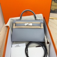 愛馬仕 Hermes mini Kelly二代 銀扣 madame皮 藍灰色調P0 木偶灰 手袋 斜挎包