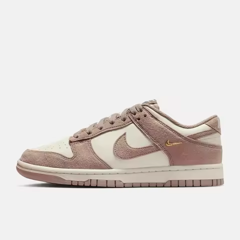 NIKE Women's Shoes WMNS NIKE DUNK LOW Sports and Leisure Shoes IB4417-105