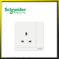 Schneider AvatarOn 13A 1 Gang Switched Socket, White