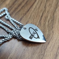 Anime Bocchi The Rock Necklace Gotoh Hitori Rock Band Guitar Pick Pendant Halloween Fashion Man Woma
