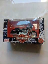 Maisto Harley-Davidson 1:18 模型