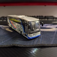 Realtoys Diecast Action City bus coach skala 1/64