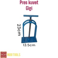 Dental cuvette press