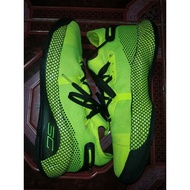 Curry 6 Fish Coy size 41 fit 42 (Replika)