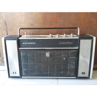 Radio pemutar player piringan hitam antik jadul National Solid State