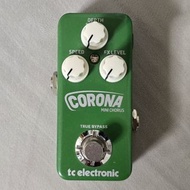 Guitar pedal chorus effect - TC Electronic Corona Mini Chorus -  sounds great with Telecaster & Stra