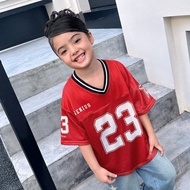 เสื้อยืดคอกลมหลวมๆ สำหรับสาวรุ่นใหม่ ลายแพทเทิร์นตัวเลขและตัวอักษร ผ้าถัก