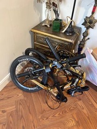 Rare gold color mint Foldable bike bicycle/ rare vintage cabinet / lamp /. Lighting /摺疊單車/燈/ 古董櫃