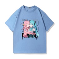 Hatsune Miku เสื้อยืดคอกลมผ้าฝ้ายแท้แฟชั่นลำลองใหม่ล่าสุดเสื้อยืดแขนสั้นการออกแบบลวดลายส่วนปลายแขนสั