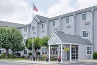 ไมโครเทล อินน์ แอนด์ สวีท บาย วินด์แฮม กรีนส์โบโร (Microtel Inn &amp; Suites by Wyndham Greensboro)