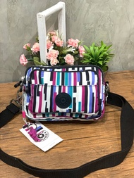 กระเป๋าสะพาย KIPLING Small shoulder bag (แบรนด์แท้ ) คอลเลคชั่น Pacman ขนาดพกพา มีช่องซิปถึง3ช่องใช้