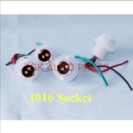 1016 CAR LIGHT BULB WIRE SOCKET ONLY