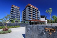 บัลโคนี ซีไซด์ ศรีราชา โฮเทล แอนด์ เซอร์วิซ อพาร์ตเมนต์ (Balcony Seaside Sriracha Hotel &amp; Serviced Apartments)