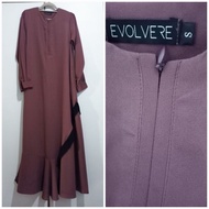 Preloved Dress Evolvere
