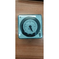 HAGER TIMER 24 HOUR EH711