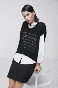 G2000 - 女士 休閒剪裁縷空針織背心設計配百搭白恤衫 (黑色)