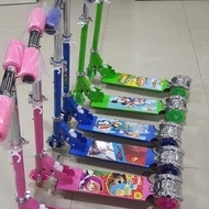 CHILDREN'S SCOOTER 3-WHEEL CHILDREN'S MOTORCYCLE/ IN MANY COLORS