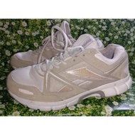 REEBOK RUNNING SIZE 6UK