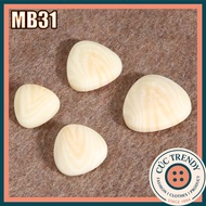 Combo of 5c Plastic Buttons size 20, 22, 24mm, MB31 Dchic buttons, twisted buttons, shoulder buttons