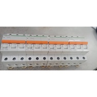 SCHNEIDER DOMAE 3POLE MCB Circuit Breaker (C6/ C10/C16/ C20/C32)