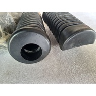 CB100⭐ footrest rubber set.