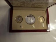 兔年套幣2011年 100年 辛卯兔生肖紀念幣 附台銀收據 如圖