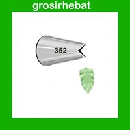 352-like Wilton 352-like Syringe - Decorating Tips