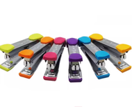 MAX - Max HD-10鐵殼釘書機 (顏色隨機)