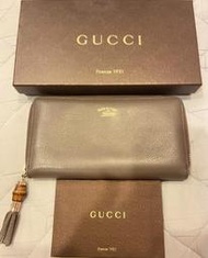 GUCCI 古馳 駝色 牛皮竹節流蘇拉鍊長夾 Bamboo Tassel Wallet