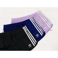 ADIDAS ORIGINALS 3STRIOE SHORTS DV2555短褲Adidas Originals 愛迪達 三葉草 短褲 真理褲 熱褲 黑色 紫色 深藍 DV2555 【Kooker】