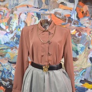 優雅簡約方領紅磚色特別設計木鈕扣長袖襯衫 百搭 日本中古古著