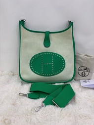 👜Hermes Evelyne 33 Bamboo Clemence (TC) Leather and Beige Canvas PHW Stamp Z with copy receipt 愛馬仕 E