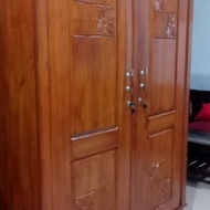 lemari kayu jati 2 pintu.bekas seperti baru