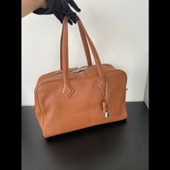 Hermes Victoria 35