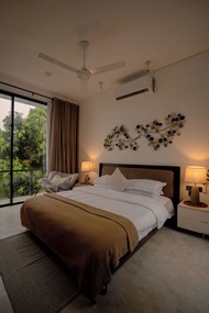 LADY LAVINIA GUEST HOUSE