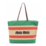 การจัดส่งจุดตรง ใหม่ของแท้ MIU MIU  tote bag มิว มิว กระเป๋า ความจุสูง การถัก กระเป๋าสะพาย