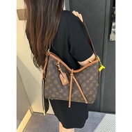 2024 New Style Trendy Monica Kiki Old Flower European Station Light Luxury Contrast Color Printed Un