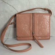 Pre-loved Breal pink/peach slim leather sling bag